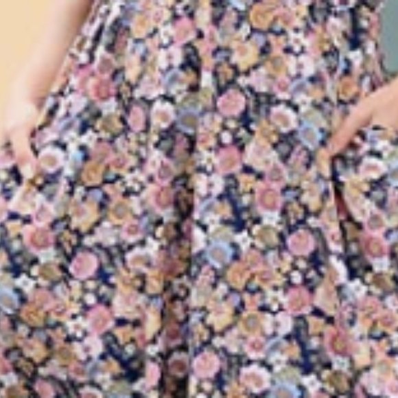 Casual V-Neck Plus Size Summer Boho Swing Wrap Dress with Pockets - Picture 5 of 6